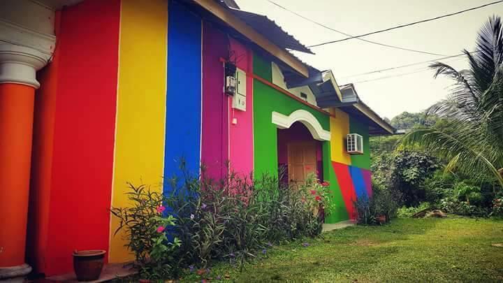 Taman Negara Rainbow Guest House Kuala Tahan Exterior photo